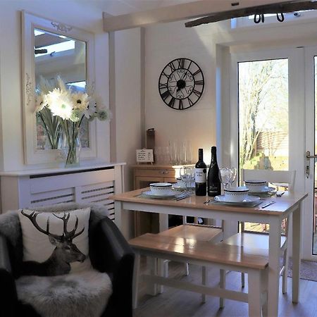 Beautiful Barn Conversion, 3 Bed, Hot Tub, Sauna, Gym, Enclosed Garden Ryde  Εξωτερικό φωτογραφία